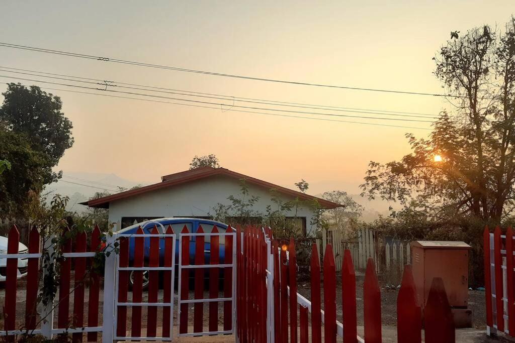 Joy Cottages - Premium Chalets, Vacation Home Rentals Karjat Eksteriør bilde